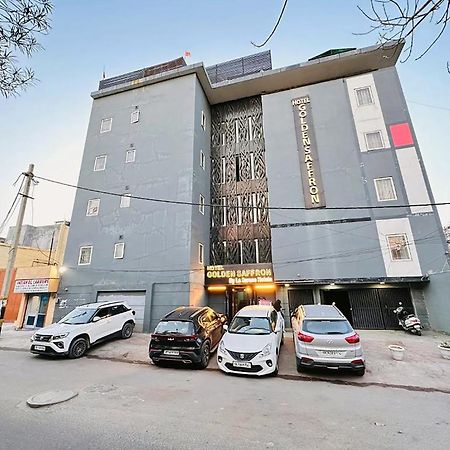 Hotel Golden Saffron By Qotel-Punjabi Bagh Nuova Delhi Esterno foto
