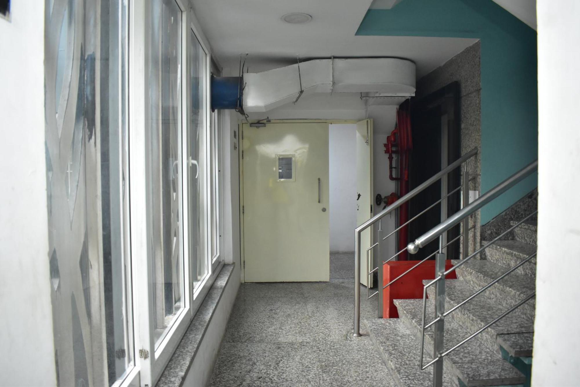 Hotel Golden Saffron By Qotel-Punjabi Bagh Nuova Delhi Esterno foto